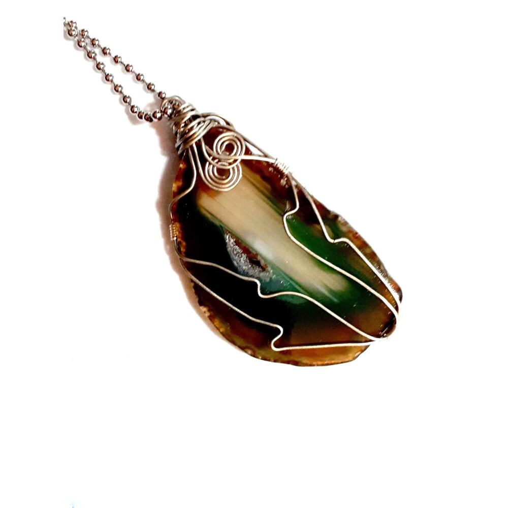 Green & White Agate Slice Necklace - Handmade